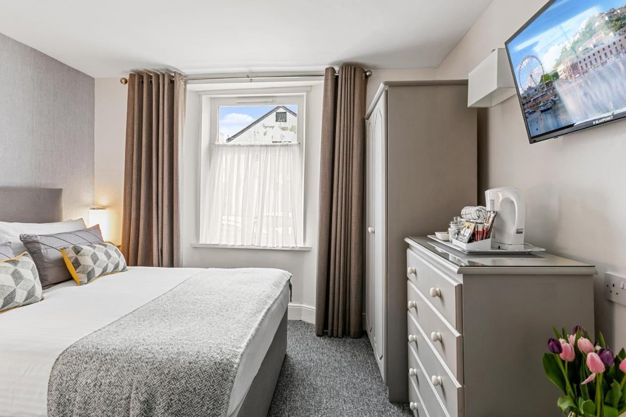 Guest house Westbrook