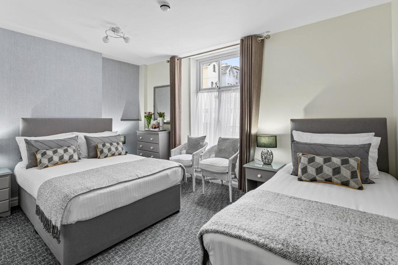 Guest house Westbrook