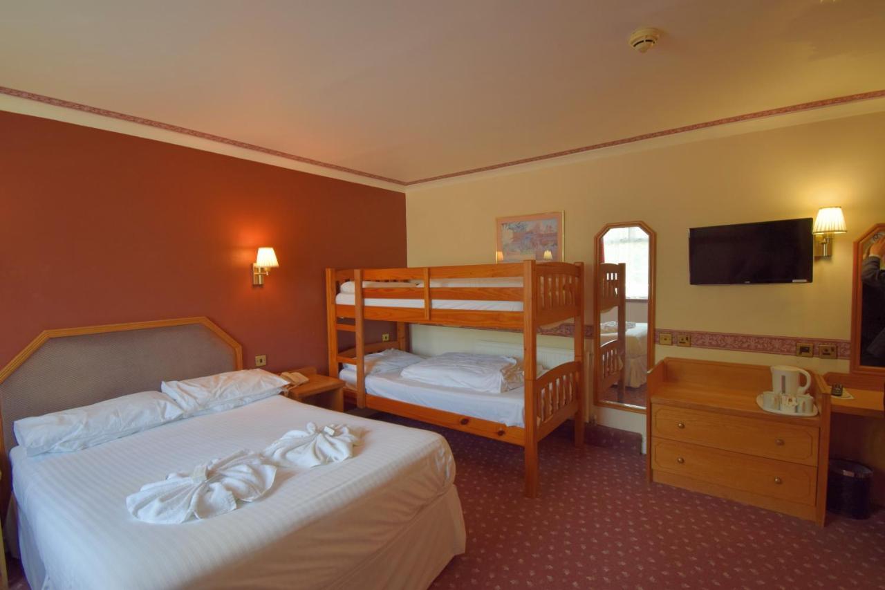 Riviera Hotel 3*