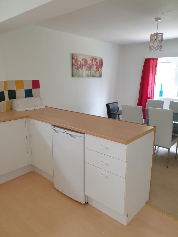 Sylvania Ample Onsite Parking, Close To Beach *