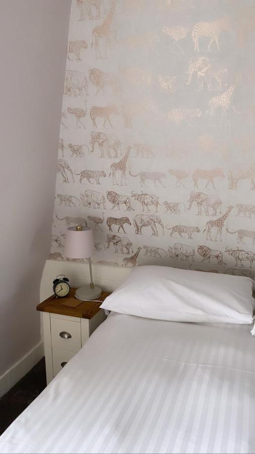 The Rosewood Guest house *