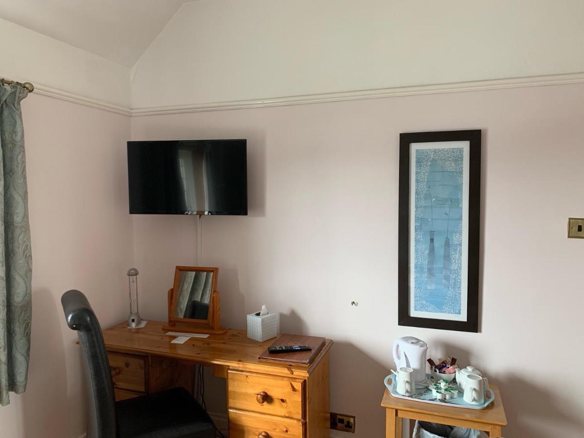Burleigh House , A Cosy Retreat In Agatha Christie's Hometown Bed & Breakfast Torquay