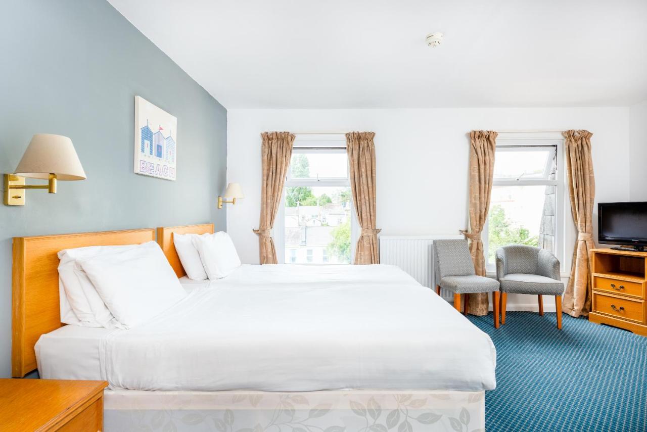 Abbey Lawn Hotel 3*