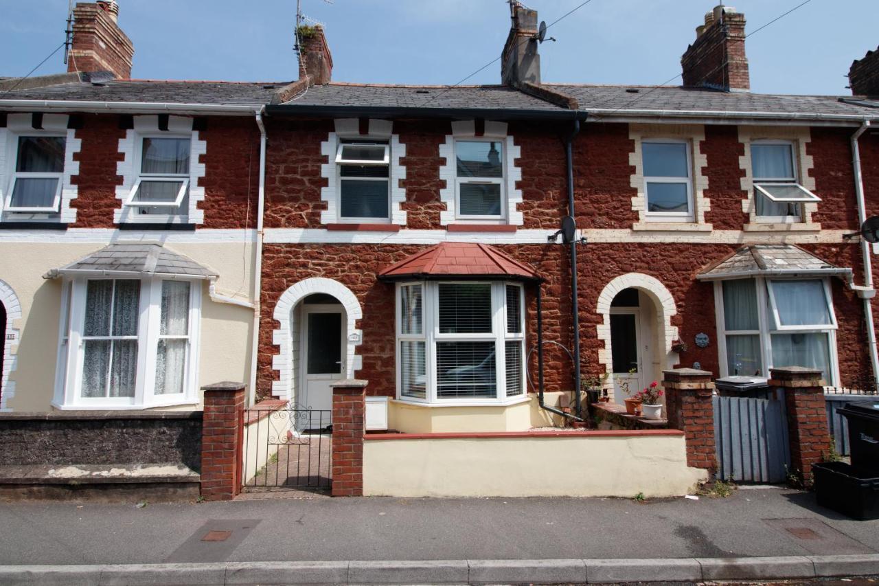 Stylish In The Heart Of The Riviera Holiday home Torquay