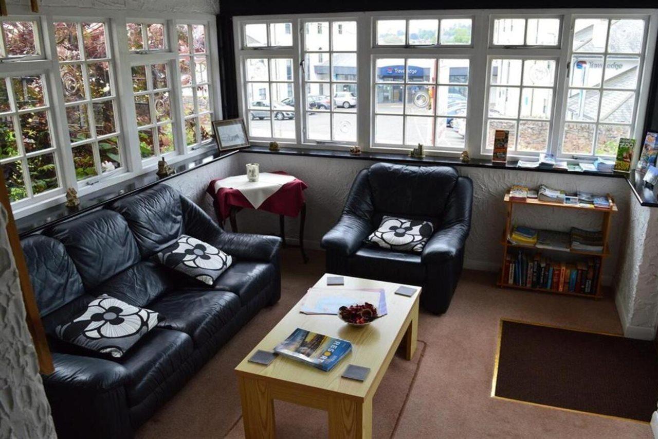 Bed & Breakfast Burleigh House , A Cosy Retreat In Agatha Christie's Hometown 4*