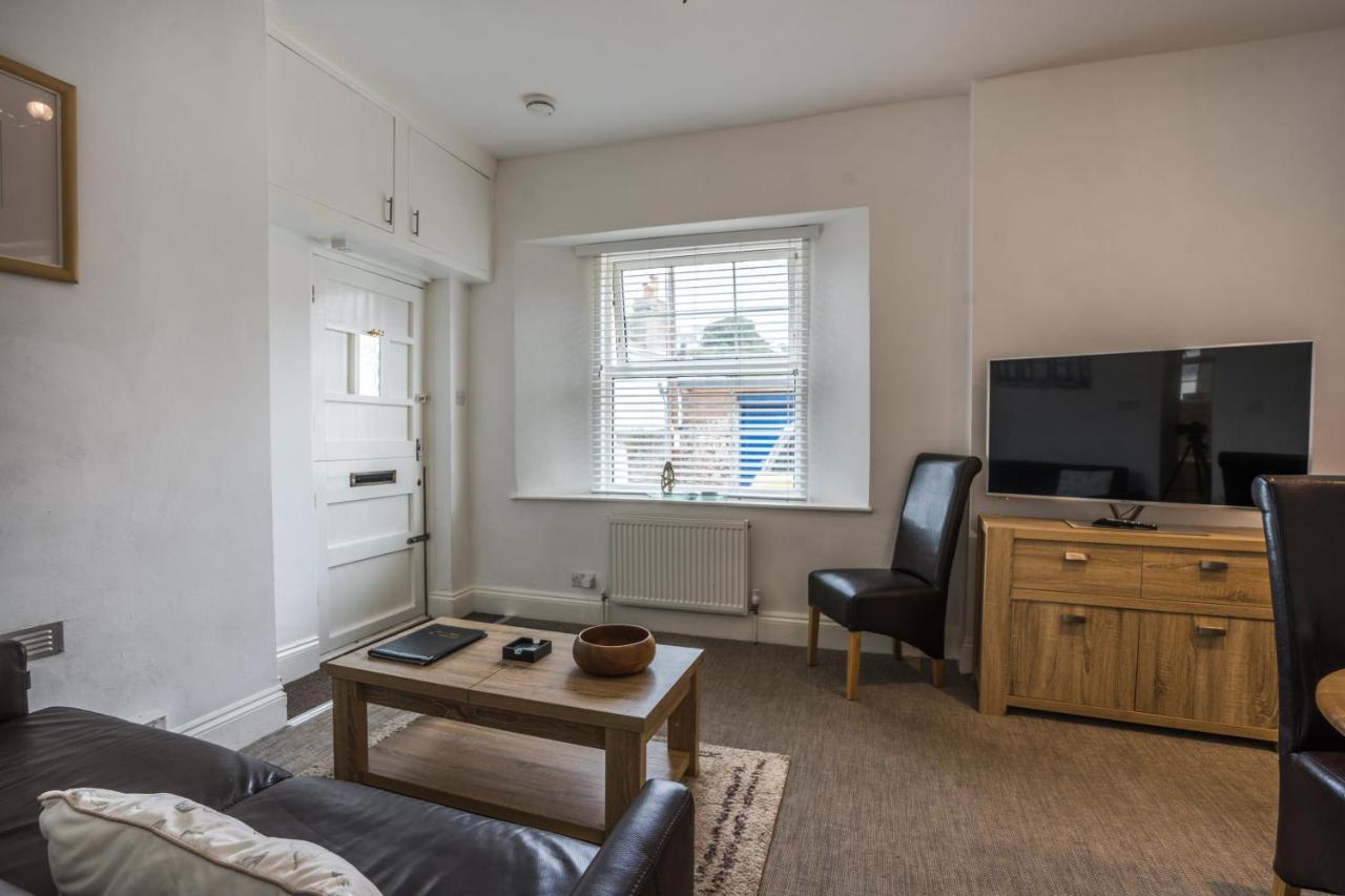 Trinity Mews * Torquay