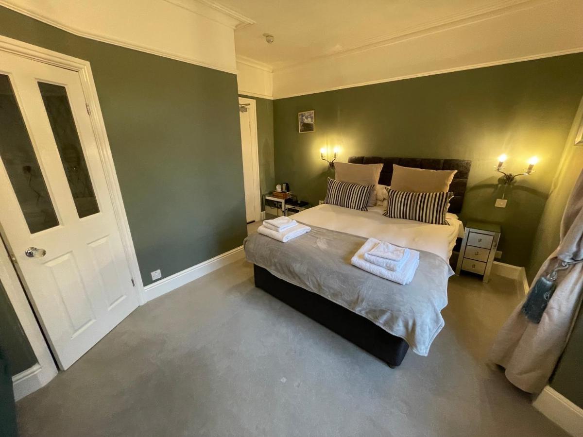 Ferndale Bed & Breakfast 4*