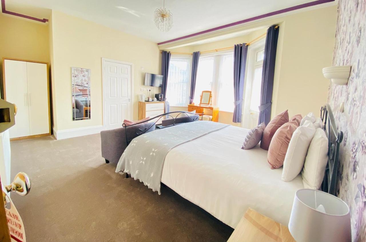 Coastal Waters Guest house 4*