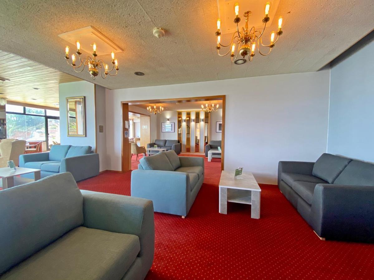 Livermead Cliff Hotel 3*