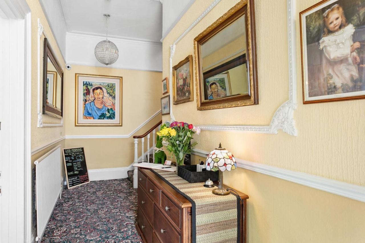 Melba House (adults Only) Bed & Breakfast Torquay