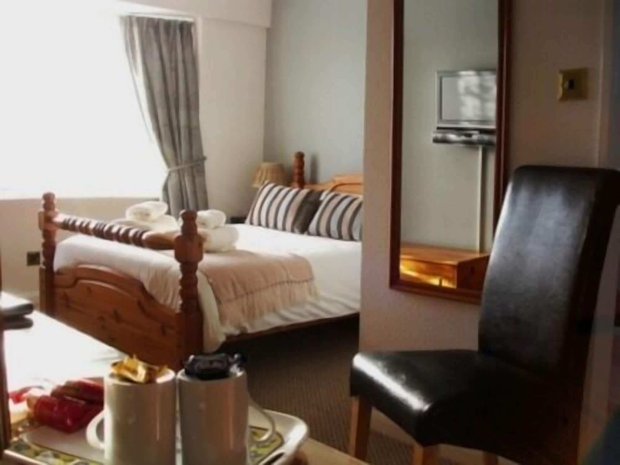 Burleigh House , A Cosy Retreat In Agatha Christie's Hometown 4* Torquay