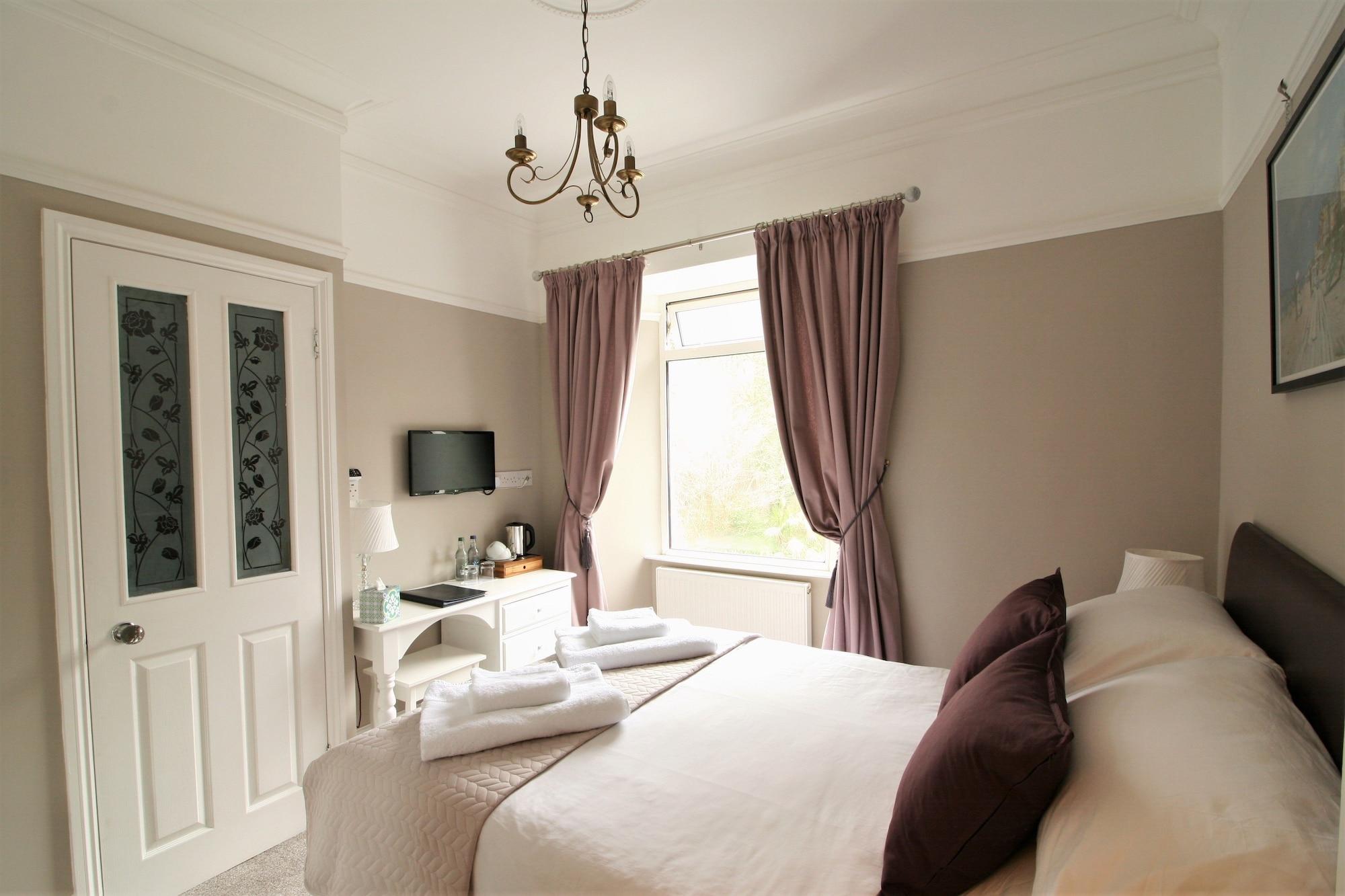 Ferndale Bed & Breakfast Torquay