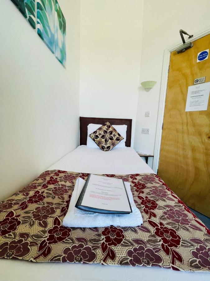 Hudson Guest house 4*