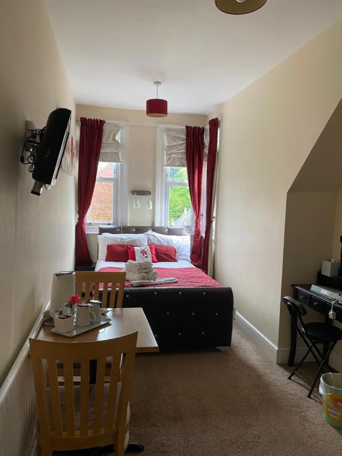 The Palms Guest house 3*