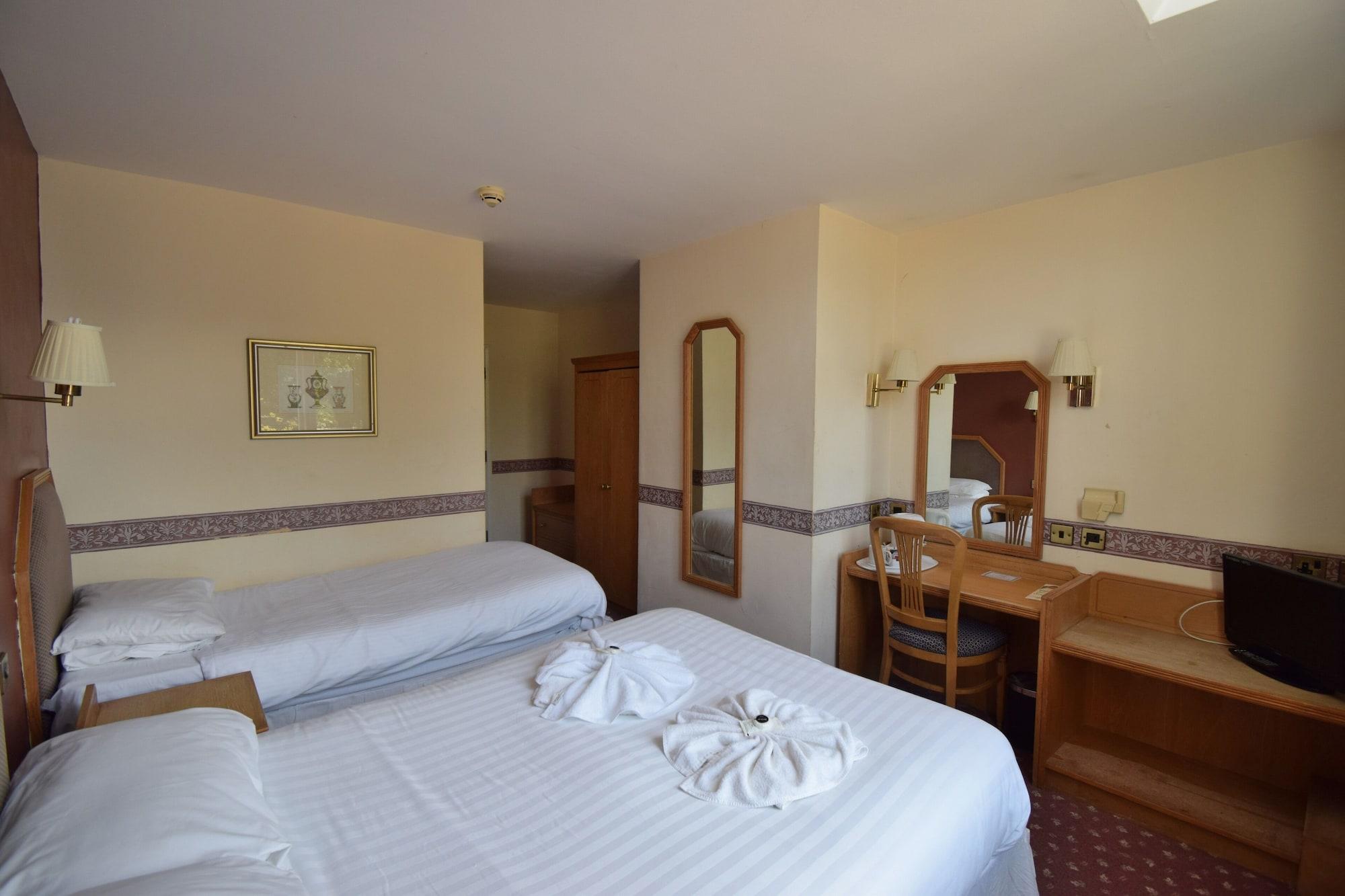Riviera Hotel