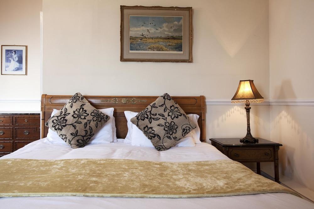 Abbey Sands Hotel 3*
