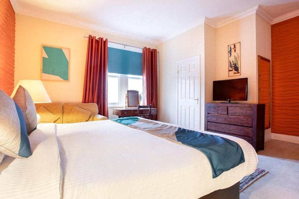 Hotel Yardley Manor 4*