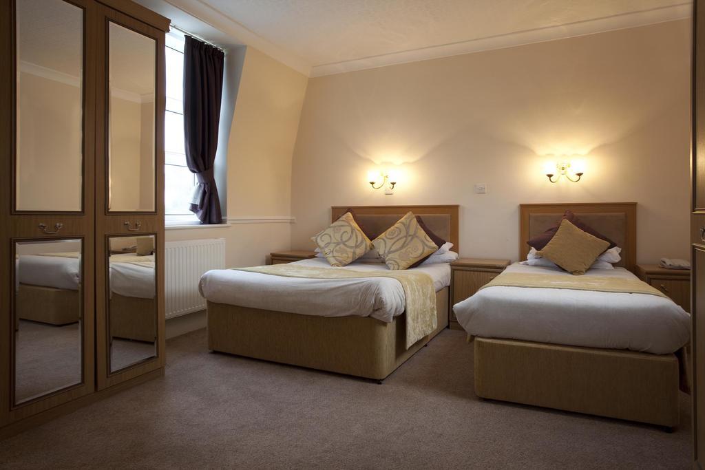 Abbey Sands 3*