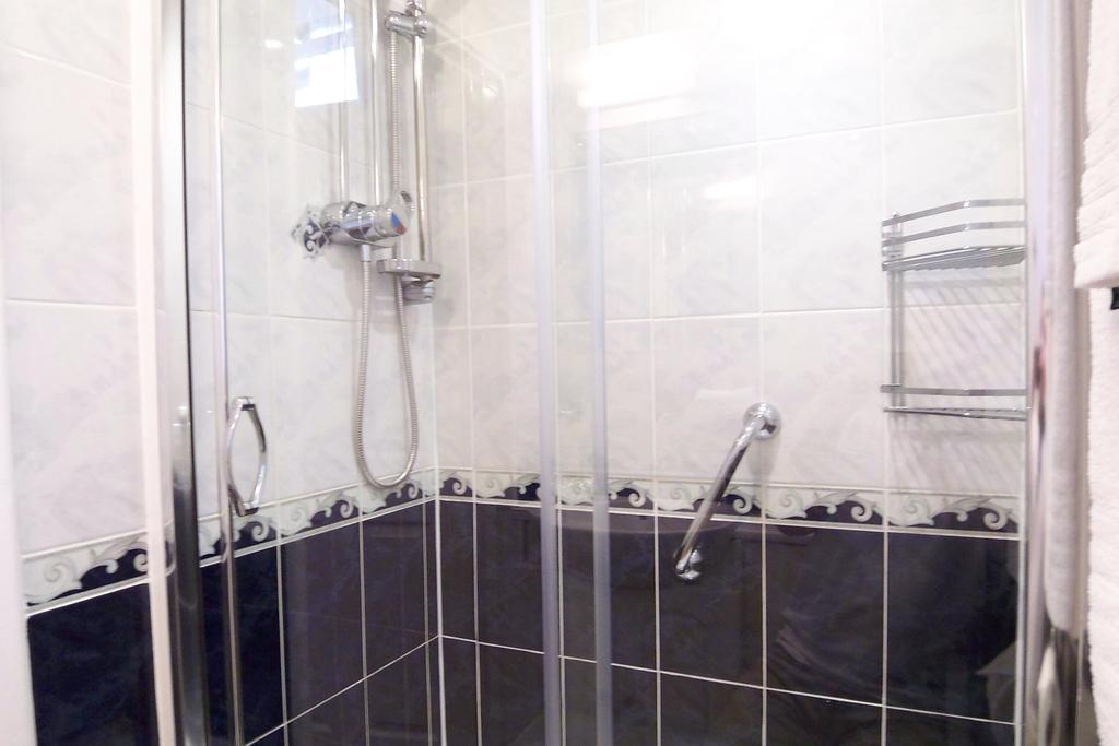 Guest house The Baytree - Exclusively For Adults Torquay