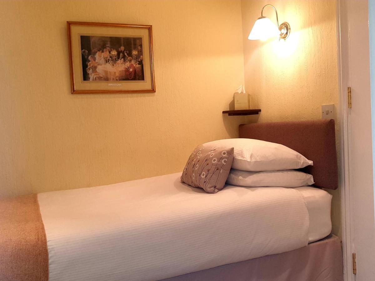 Melba House (adults Only) Bed & Breakfast Torquay