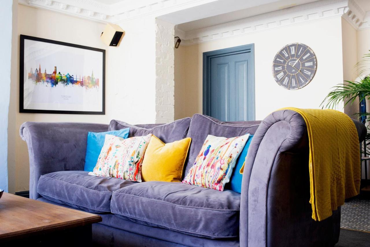 Cosy Open Plan Harbourside With Superking Beds, Wood Burning Stove And Bar * Torquay