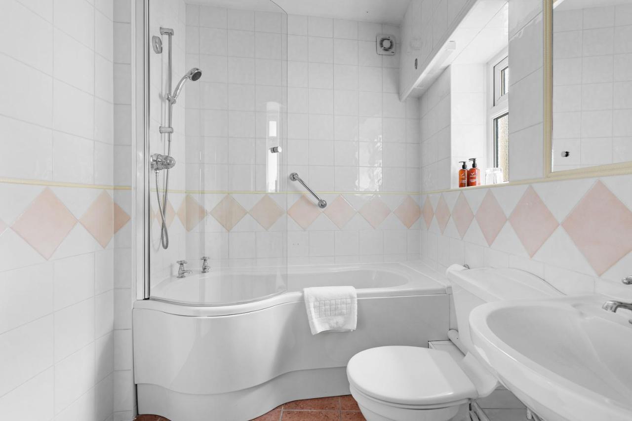 The Berburry Bed & Breakfast 4*