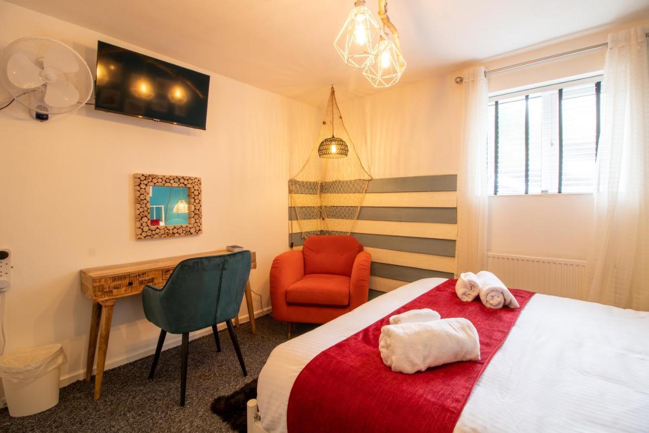 Holiday home Cozy, Chic, Dairy Near To & Shops- Parking *