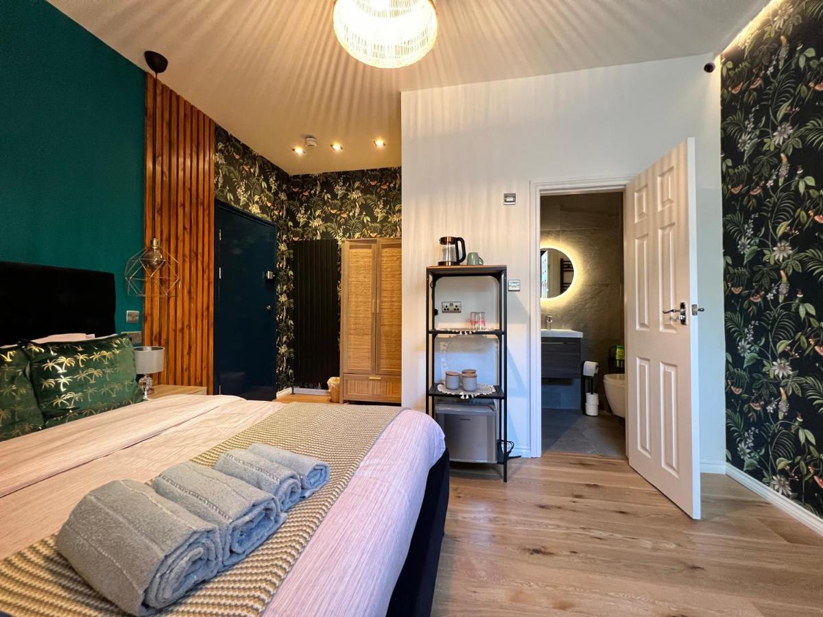 Flamingo Guest house