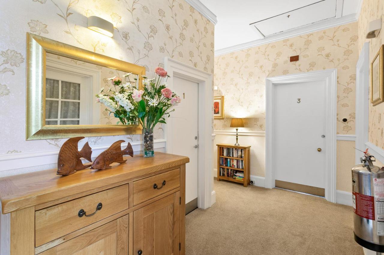 Kings Guest house Torquay