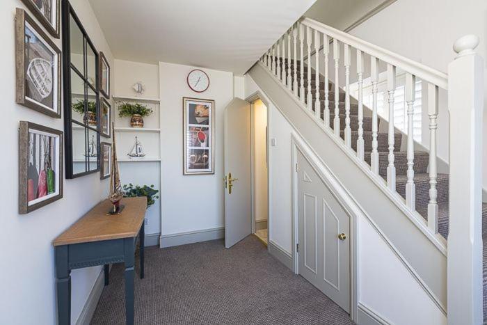 5 Bed - Foxes Walk Holiday home