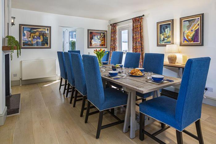 5 Bed - Foxes Walk