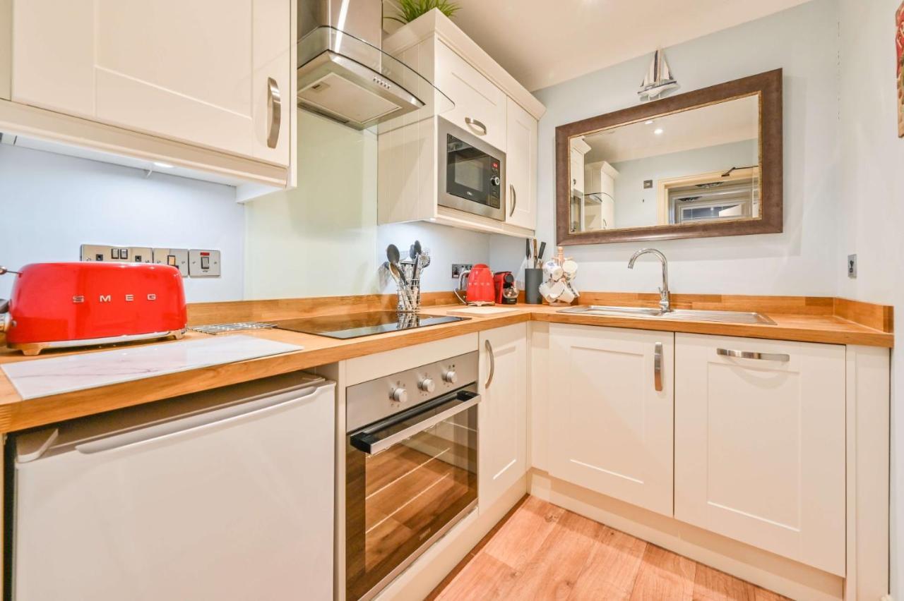 Muntham Luxury Apartment