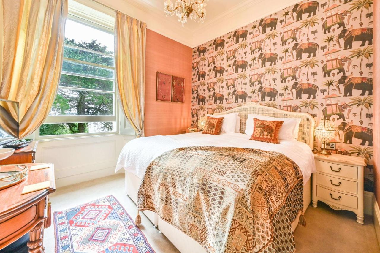 Muntham Luxury *