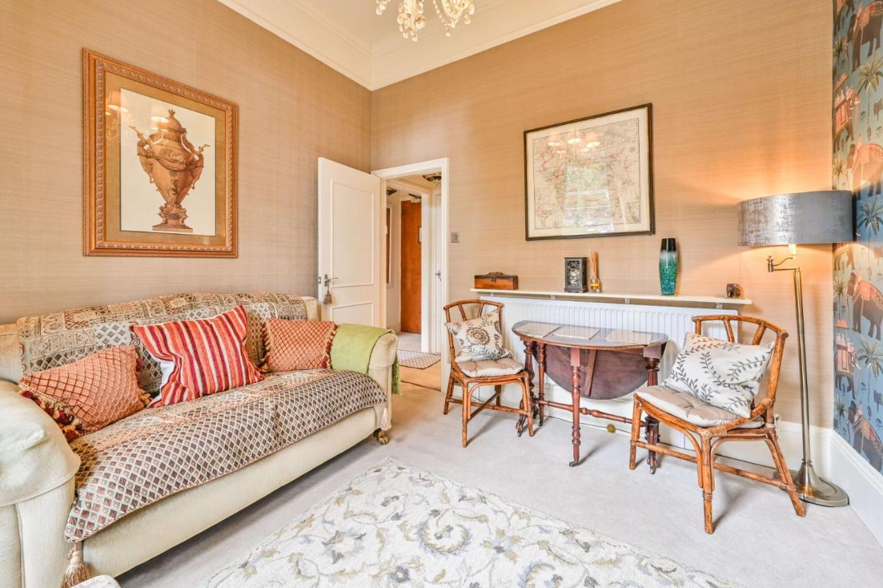 Muntham Luxury *