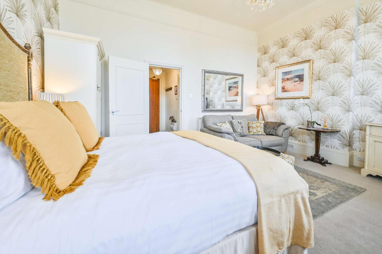 Muntham Luxury *