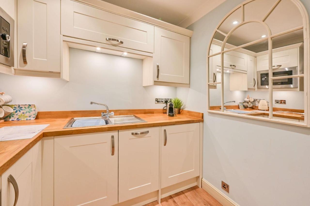 Muntham Luxury