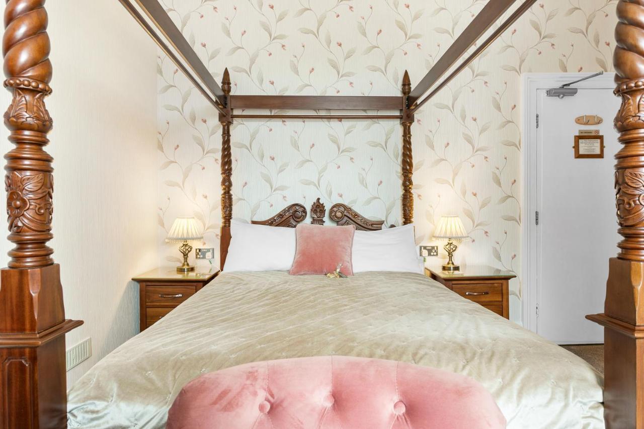 Kings Guest house 4*