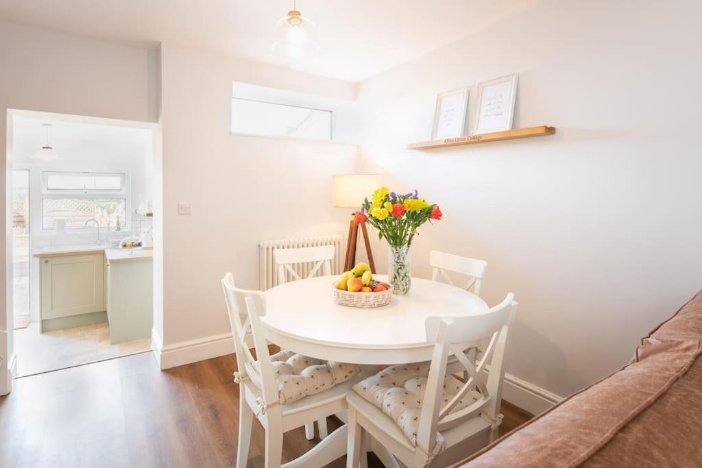 *brand New* Olive Grove Holiday home