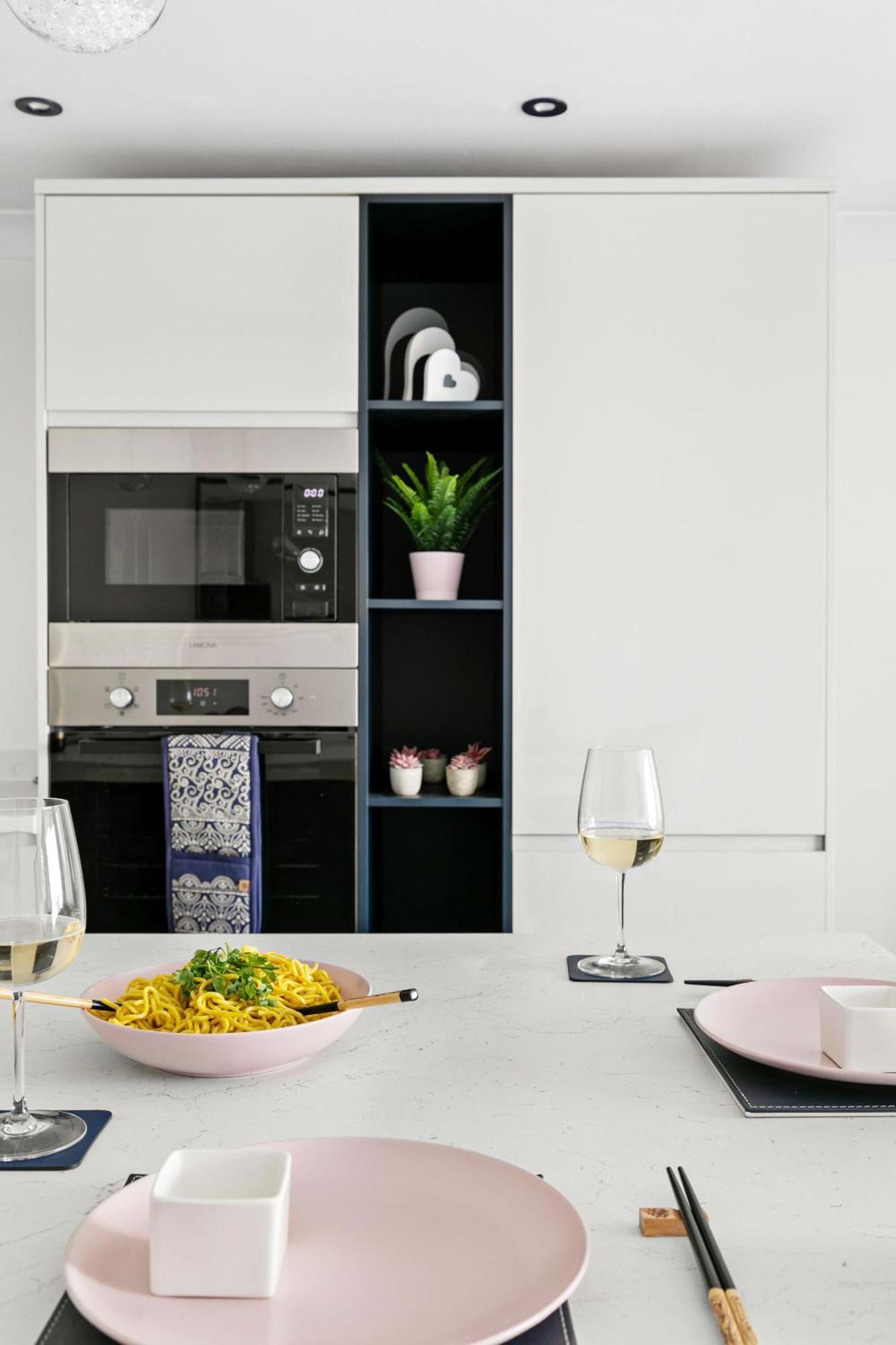 Apartment 7 Bayview, Vernon Court