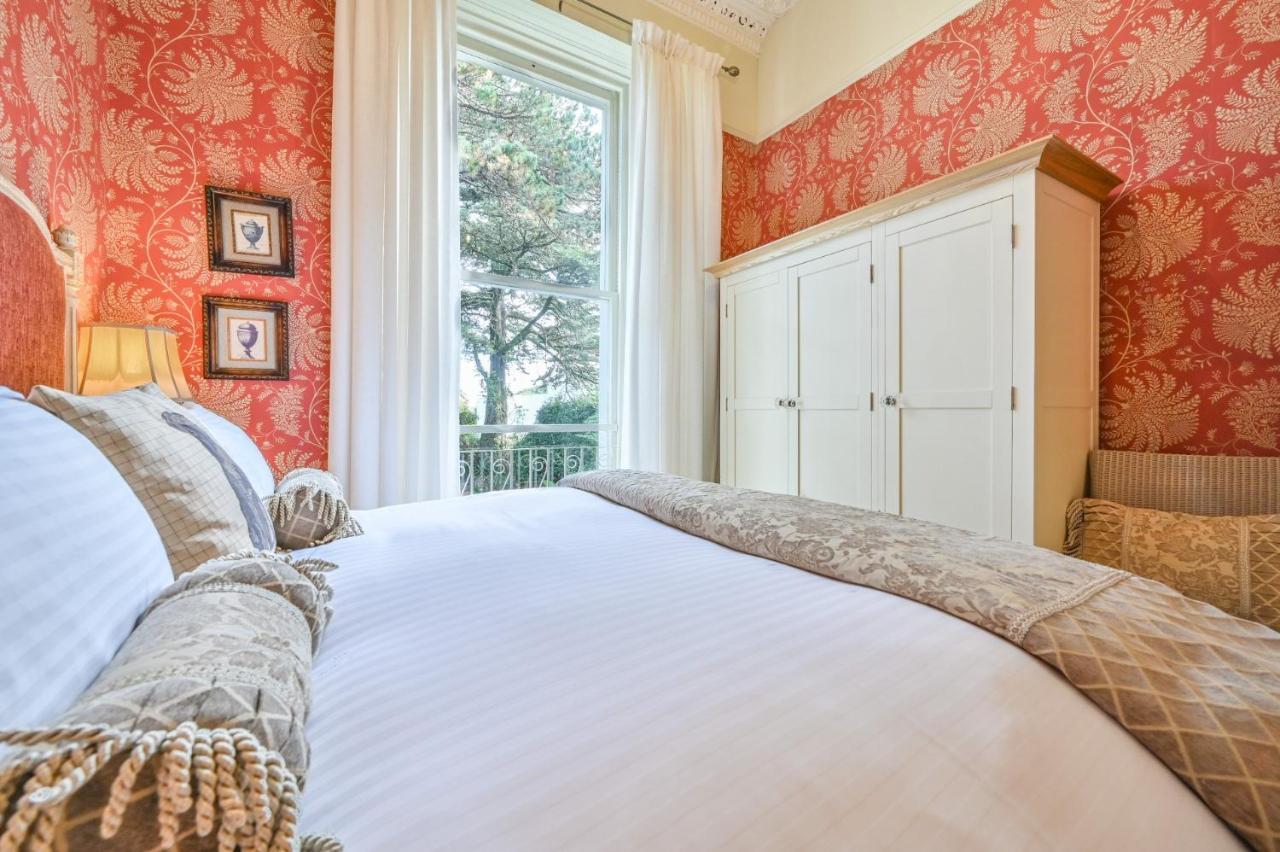 Muntham Luxury *