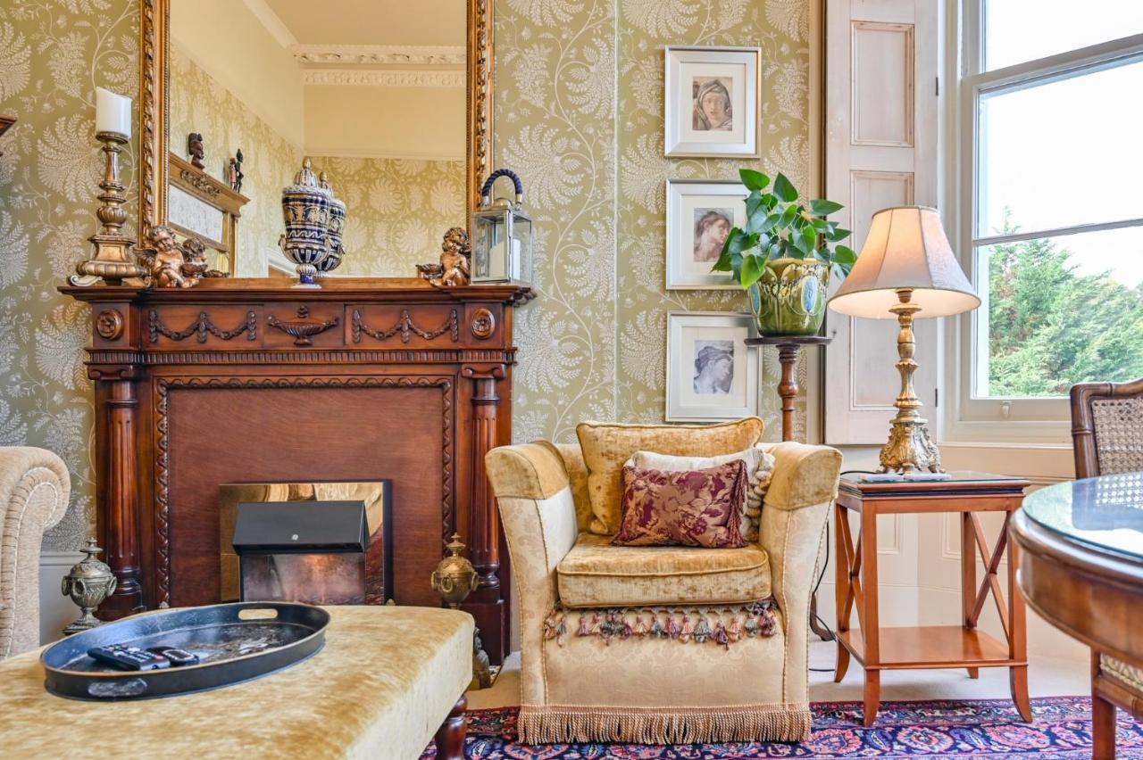 Muntham Luxury