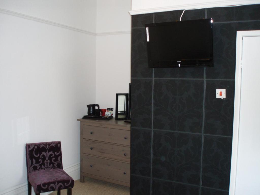 Riviera Nights Guest house 3*