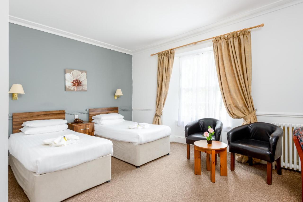 Hotel Abbey Lawn