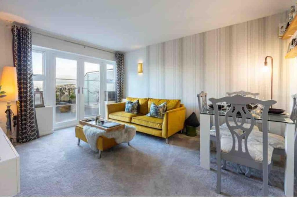Pittman A Luxury Sea View *