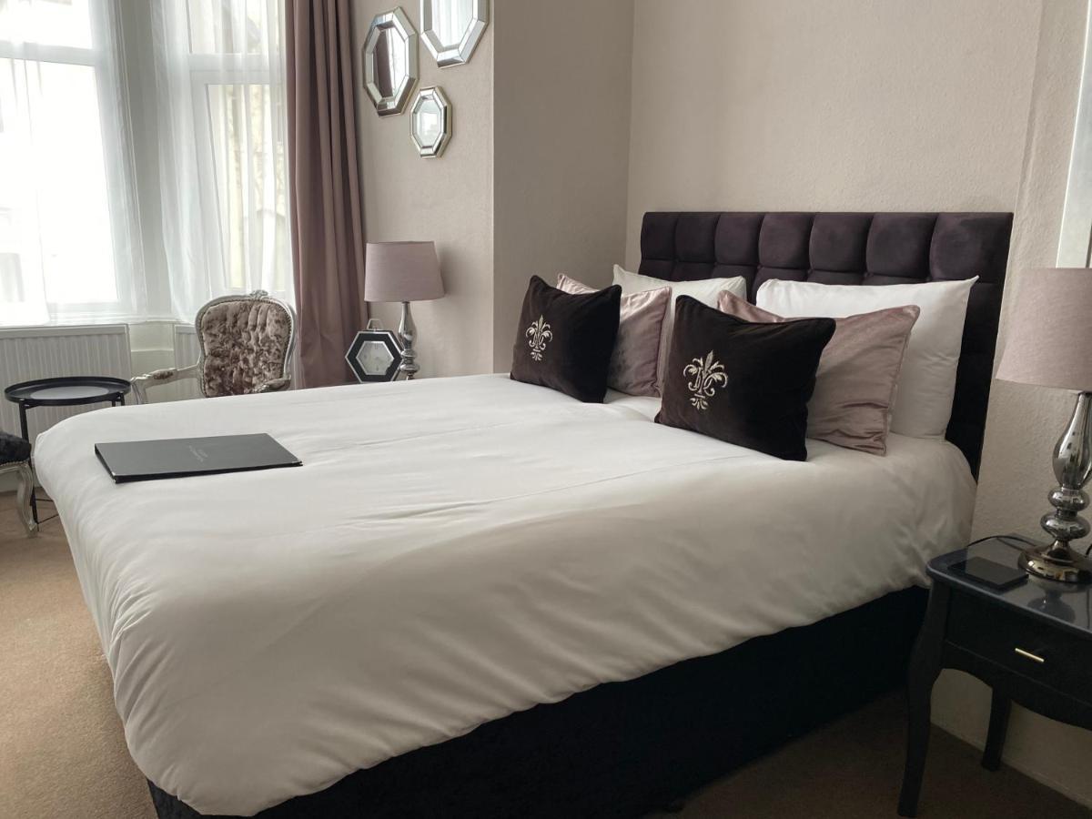 Guest house The Rosewood *