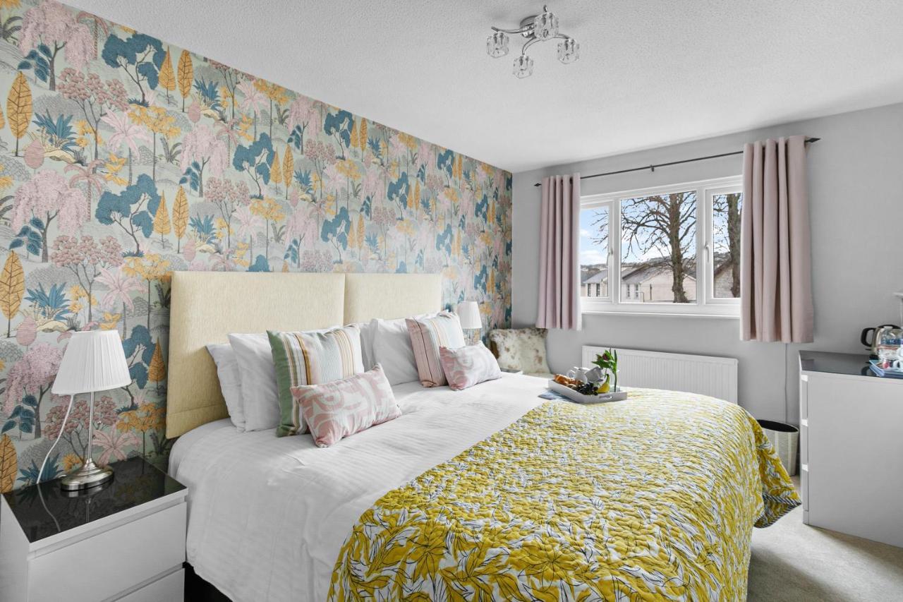 Sandway House Guest house 4*