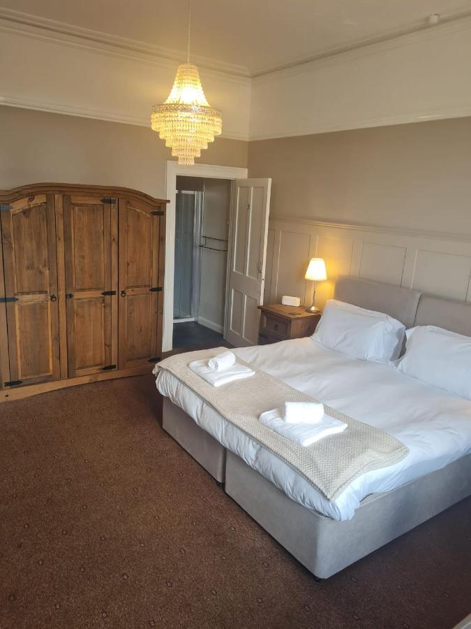 Guest house Heathcliff House Exclusively For Adults Free Large Carpark Torquay