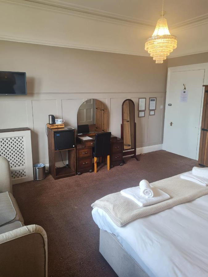 Heathcliff House Exclusively For Adults Free Large Carpark 4*