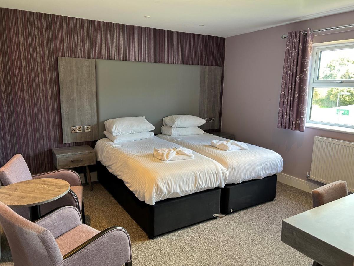 Riviera Hotel