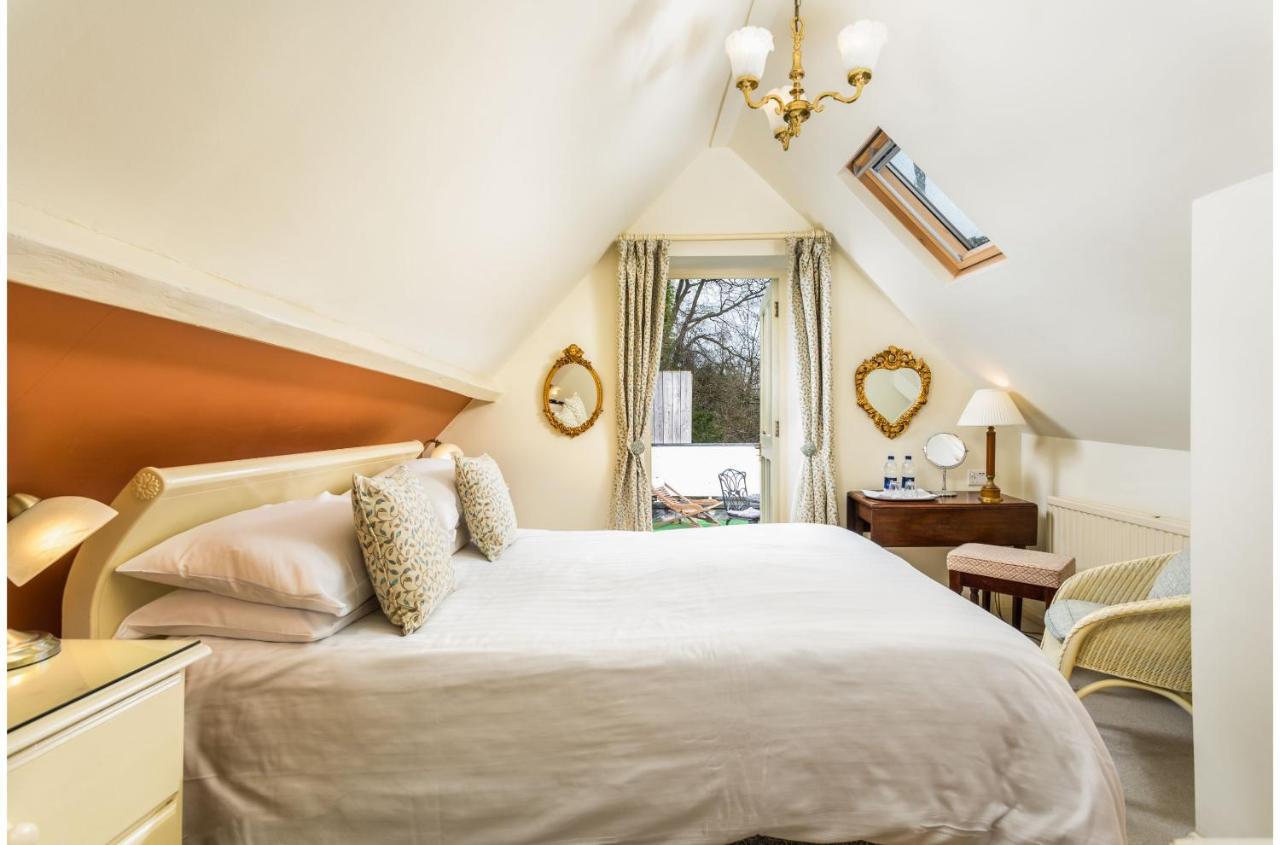 Orestone Manor Hotel 4*